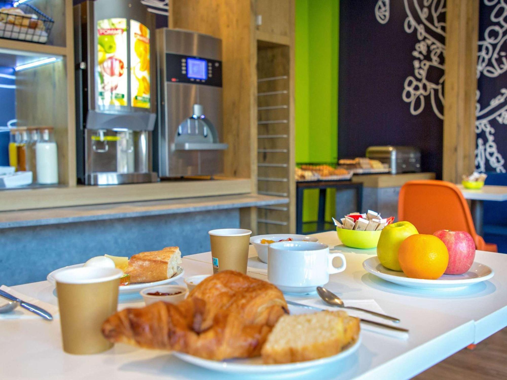Ibis Budget Timone Hotel