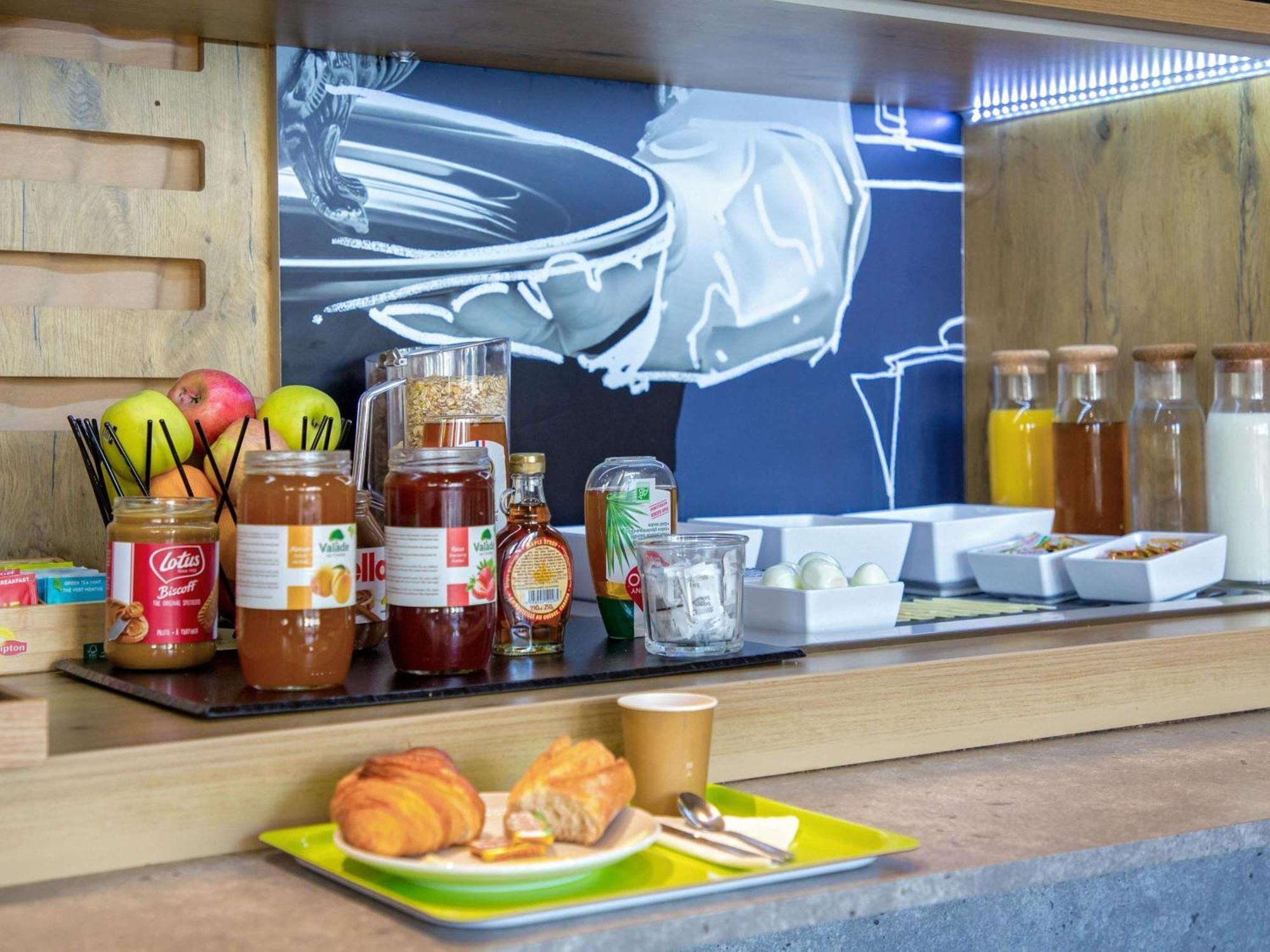 Ibis Budget Timone Hotel